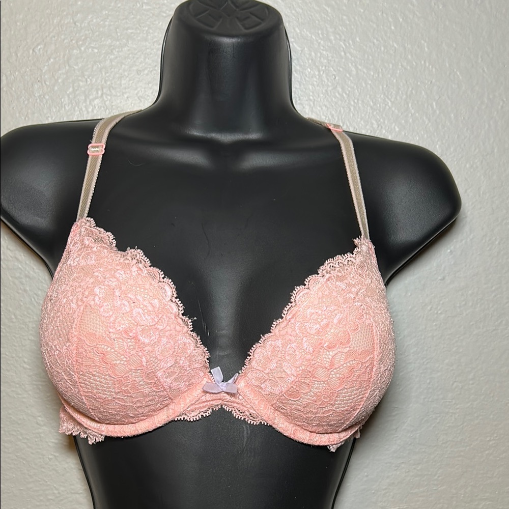 Victoria’s secret Elegant Lace Push-Up Bra in Soft Pink
